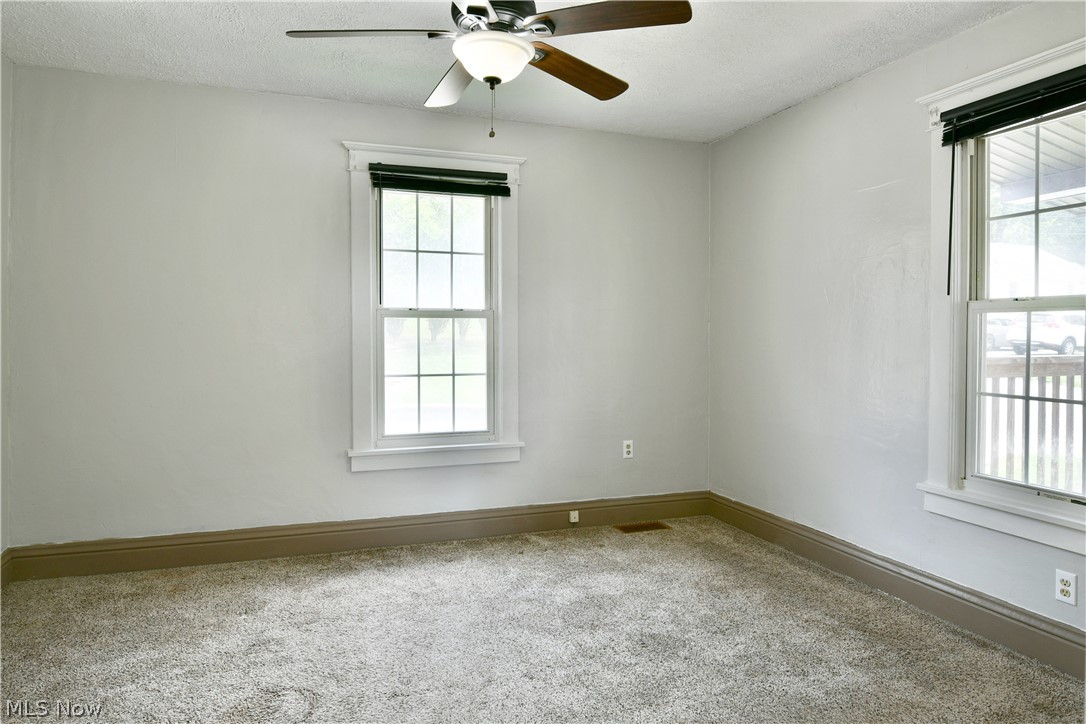 8139 Lorain Street Masury OH 44438