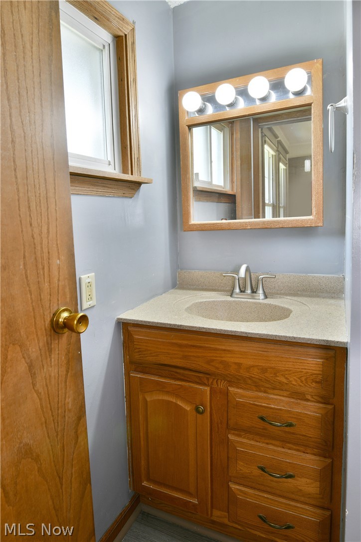 8139 Lorain Street Masury OH 44438