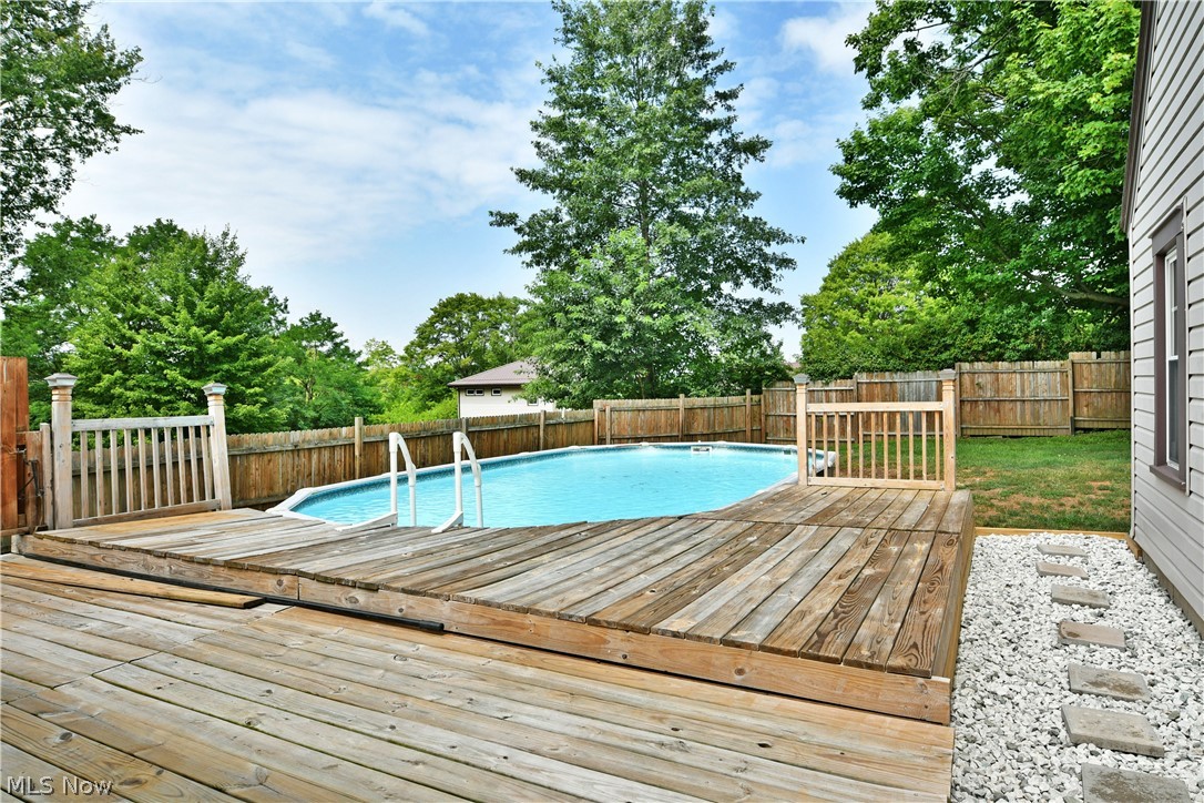 8139 Lorain Street Masury OH 44438