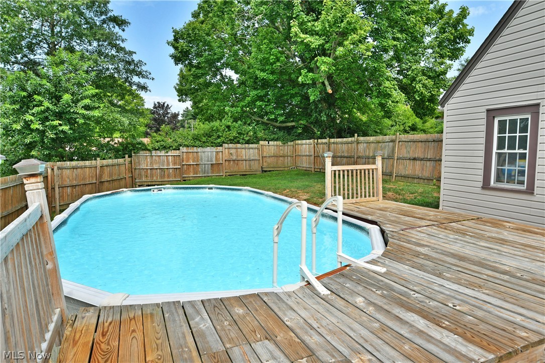 8139 Lorain Street Masury OH 44438