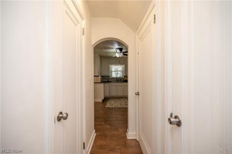 1842 Coronado Avenue Youngstown OH 44504