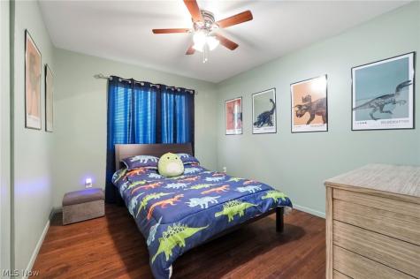 1209 Galaxy Drive Cleveland OH 44109