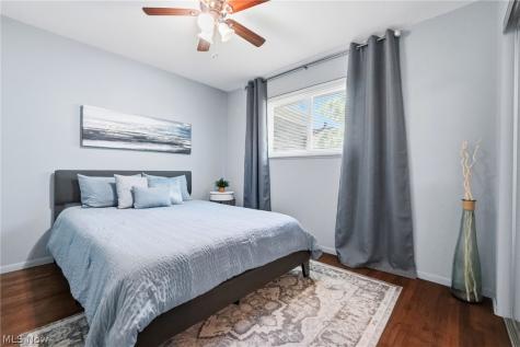 1209 Galaxy Drive Cleveland OH 44109