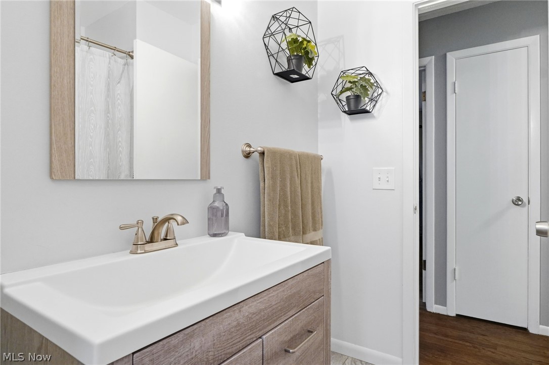 1209 Galaxy Drive Cleveland OH 44109