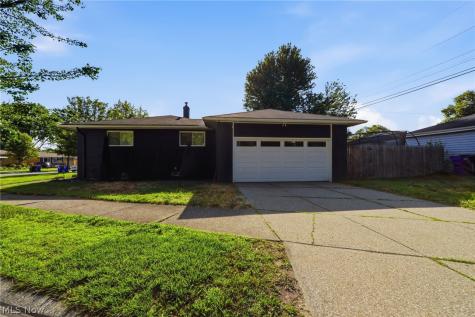 1209 Galaxy Drive Cleveland OH 44109