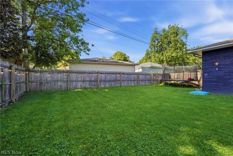 1209 Galaxy Drive Cleveland OH 44109