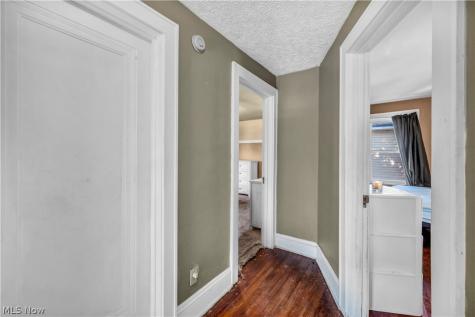 20 W Linwood Avenue Akron OH 44301