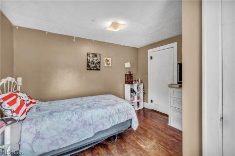 20 W Linwood Avenue Akron OH 44301