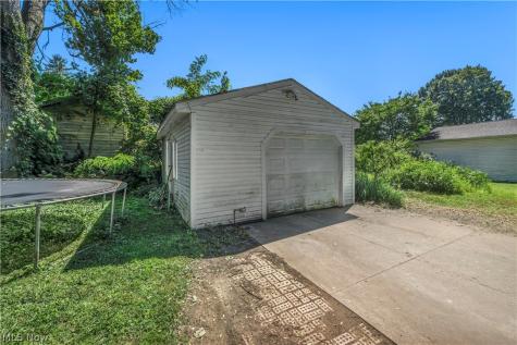 20 W Linwood Avenue Akron OH 44301