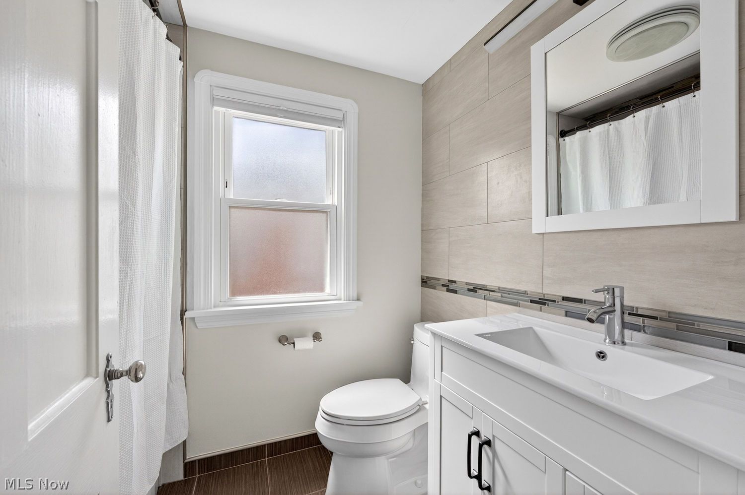 20311 Bonnie Bank Boulevard Rocky River OH 44116