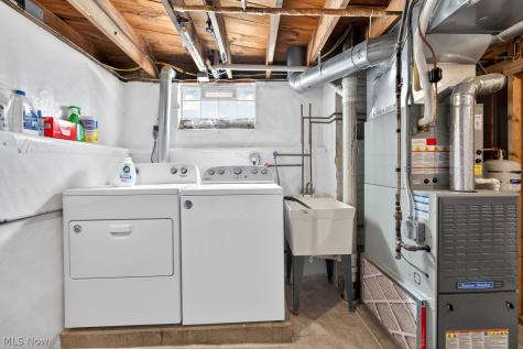 20311 Bonnie Bank Boulevard Rocky River OH 44116