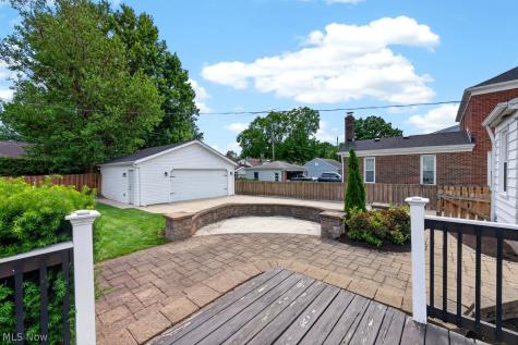 20311 Bonnie Bank Boulevard Rocky River OH 44116