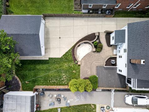 20311 Bonnie Bank Boulevard Rocky River OH 44116