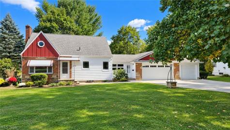 105 Hale Street Mogadore OH 44260