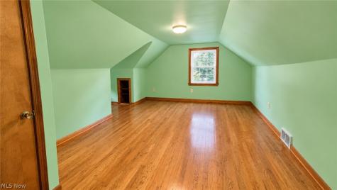 105 Hale Street Mogadore OH 44260