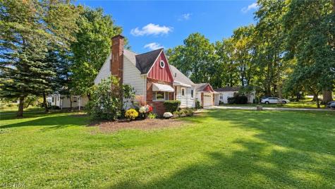 105 Hale Street Mogadore OH 44260
