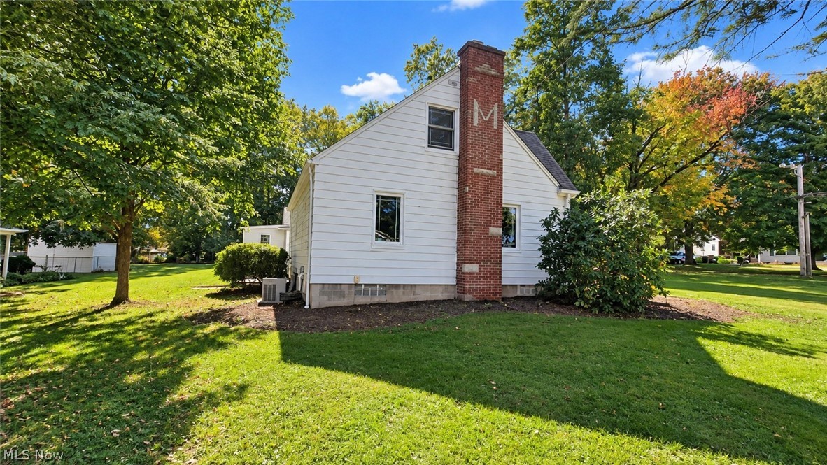 105 Hale Street Mogadore OH 44260