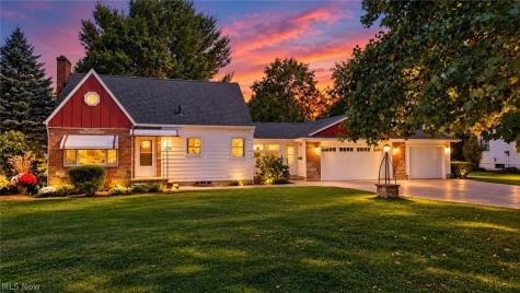 105 Hale Street Mogadore OH 44260