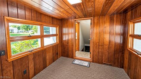105 Hale Street Mogadore OH 44260