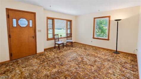 105 Hale Street Mogadore OH 44260