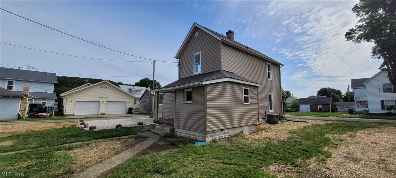 424 Tuscarawas Avenue Newcomerstown OH 43832