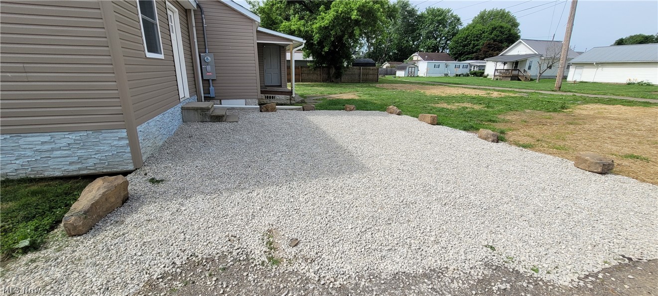 424 Tuscarawas Avenue Newcomerstown OH 43832