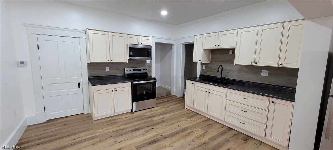 424 Tuscarawas Avenue Newcomerstown OH 43832