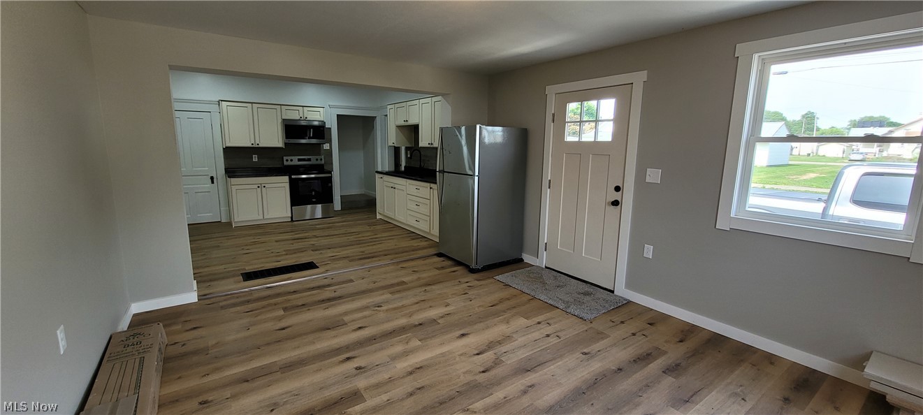 424 Tuscarawas Avenue Newcomerstown OH 43832