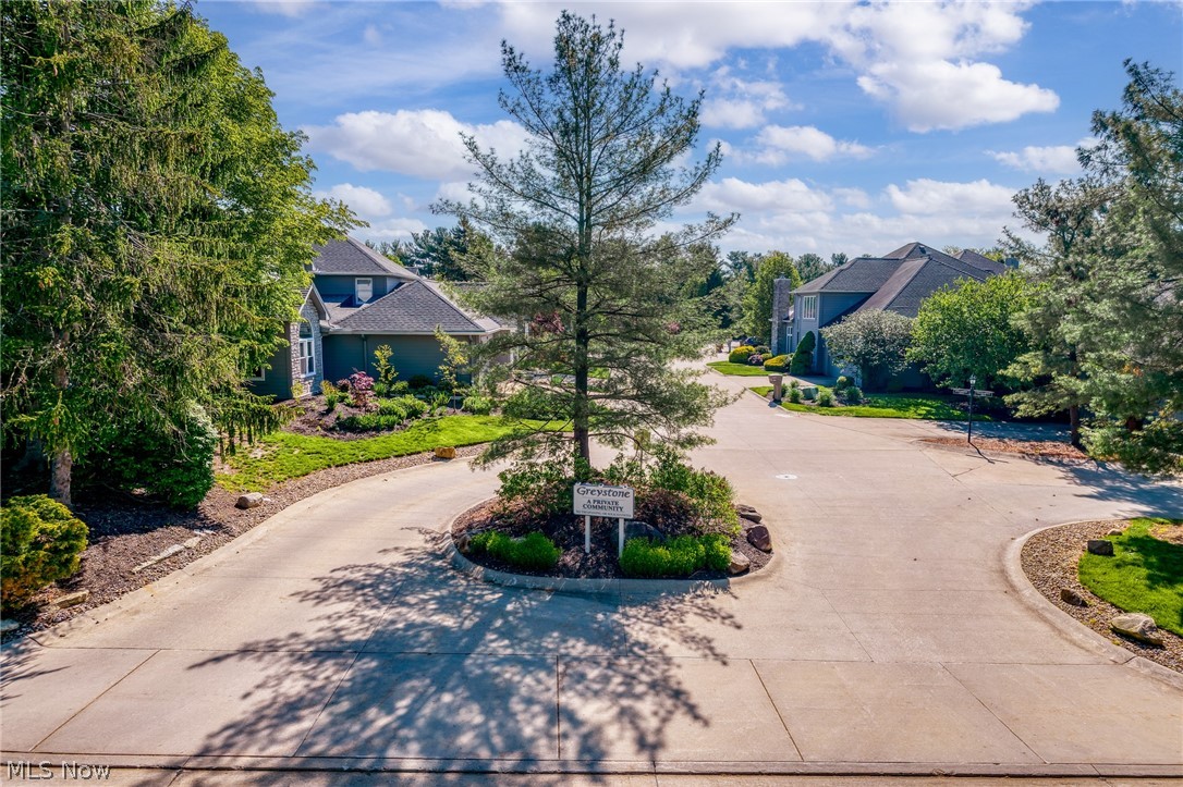 1975 Stansberry Circle Akron OH 44313