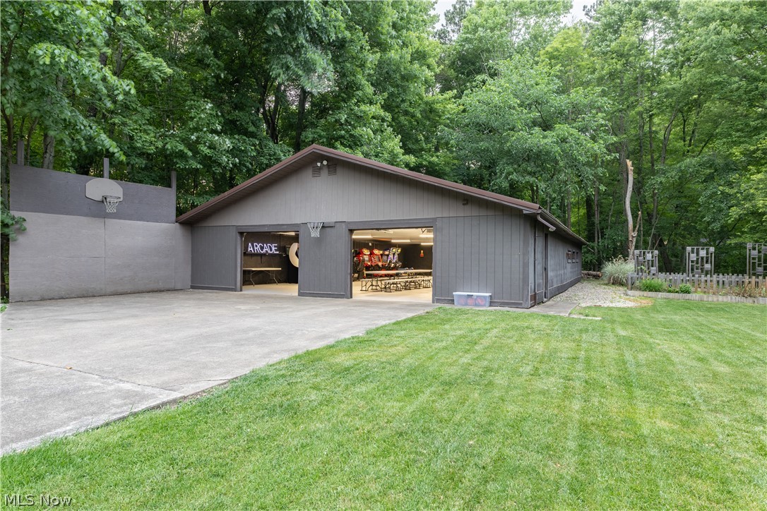 265 Schneiders Crossing Road NW Dover OH 44622