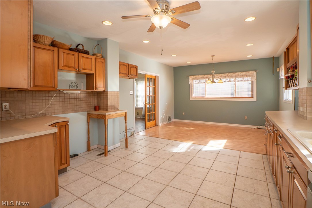 1503 Ridge Road NW Canton OH 44703