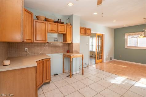 1503 Ridge Road NW Canton OH 44703