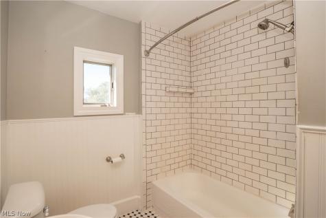 1503 Ridge Road NW Canton OH 44703