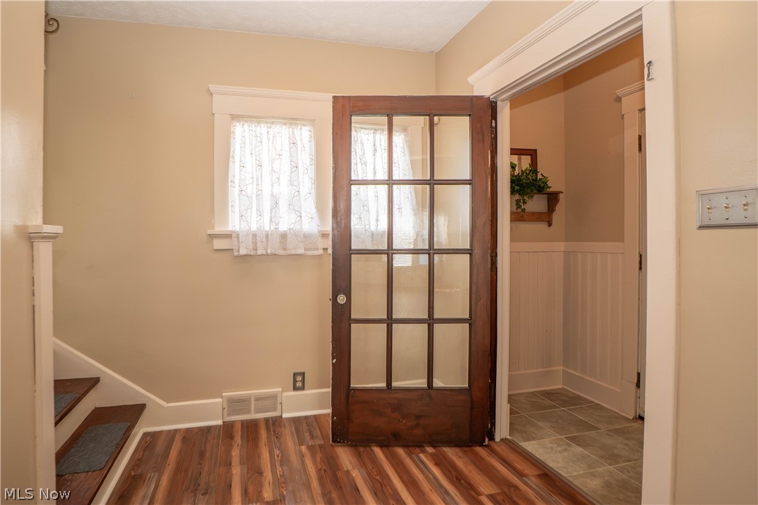 1503 Ridge Road NW Canton OH 44703