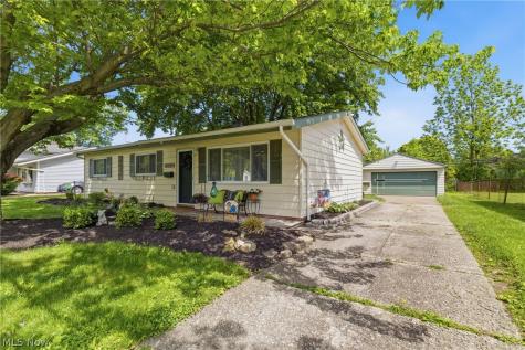 24264 Fairlawn Drive North Olmsted OH 44070