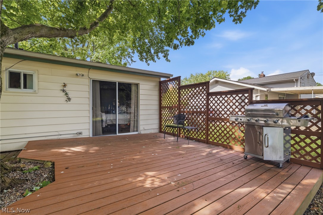 24264 Fairlawn Drive North Olmsted OH 44070