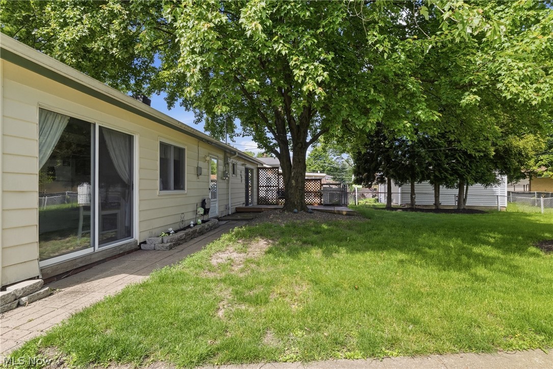 24264 Fairlawn Drive North Olmsted OH 44070