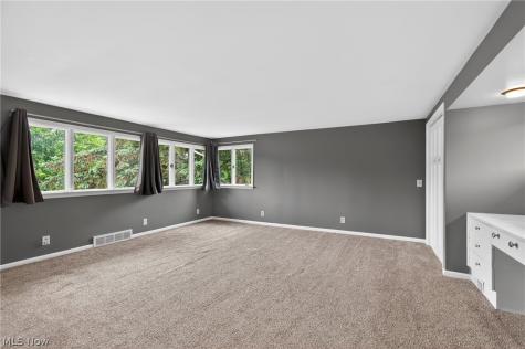 1258 Burd Avenue NE Massillon OH 44646
