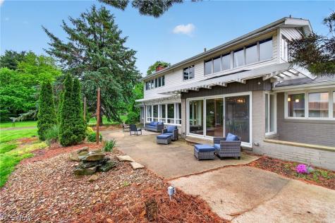 1258 Burd Avenue NE Massillon OH 44646