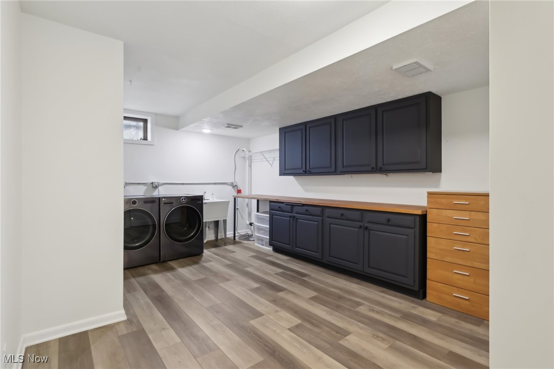 10714 Glen Forest Trail Brecksville OH 44141