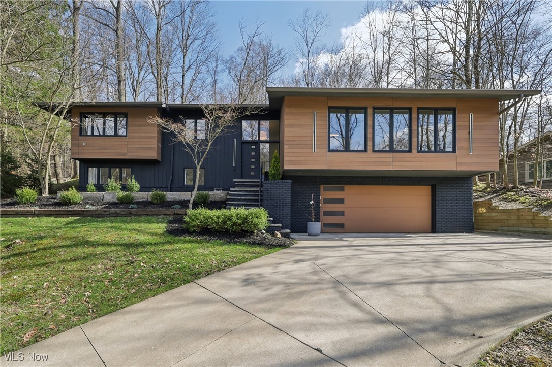 10714 Glen Forest Trail Brecksville OH 44141