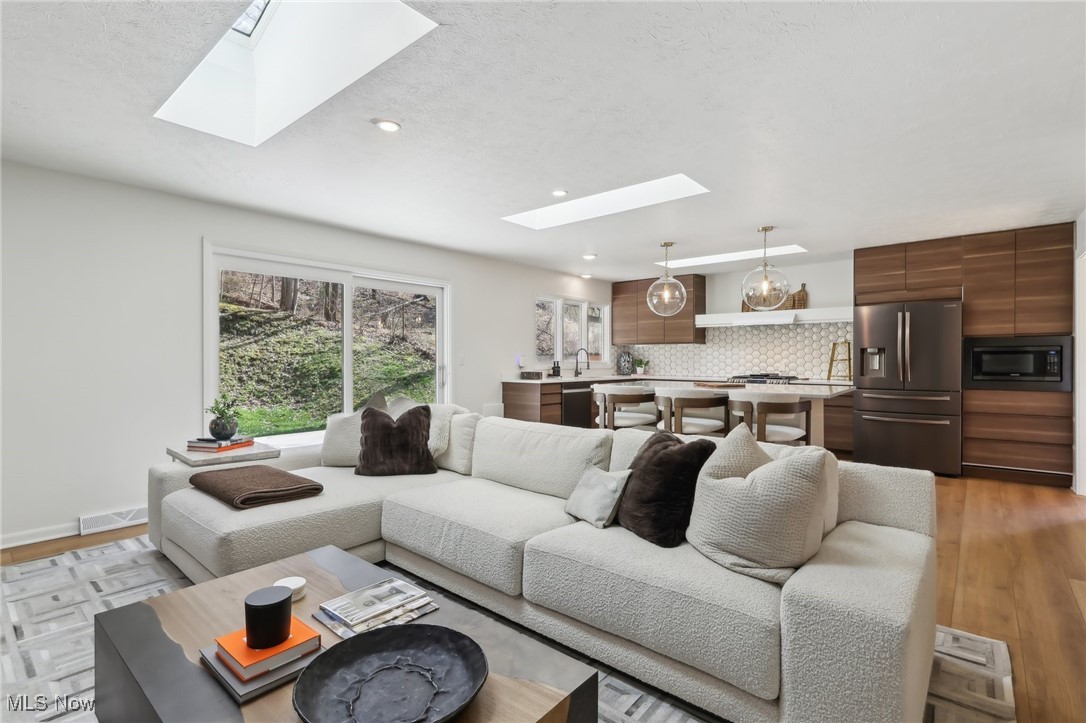 10714 Glen Forest Trail Brecksville OH 44141