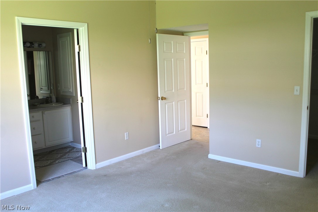 8739 Robinwood Terrace Macedonia OH 44056