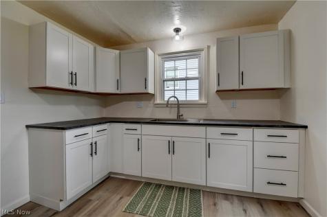 300 State Avenue NE Massillon OH 44646
