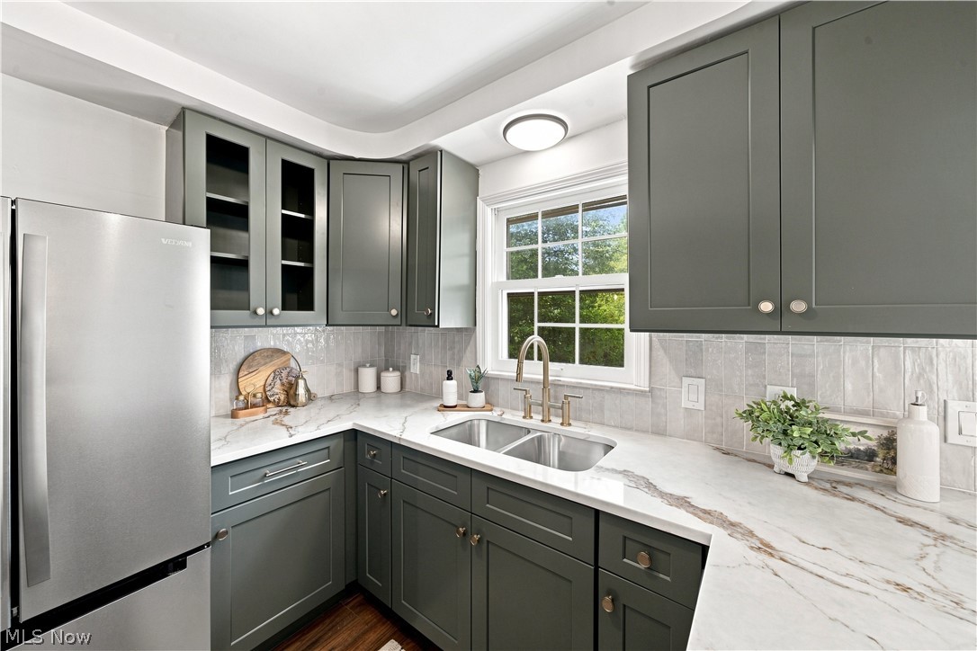 4037 Wilmington Road South Euclid OH 44121