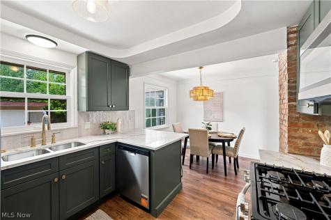 4037 Wilmington Road South Euclid OH 44121