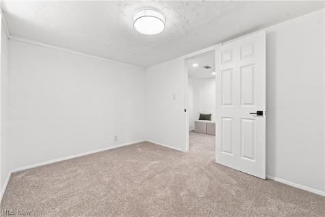 4037 Wilmington Road South Euclid OH 44121