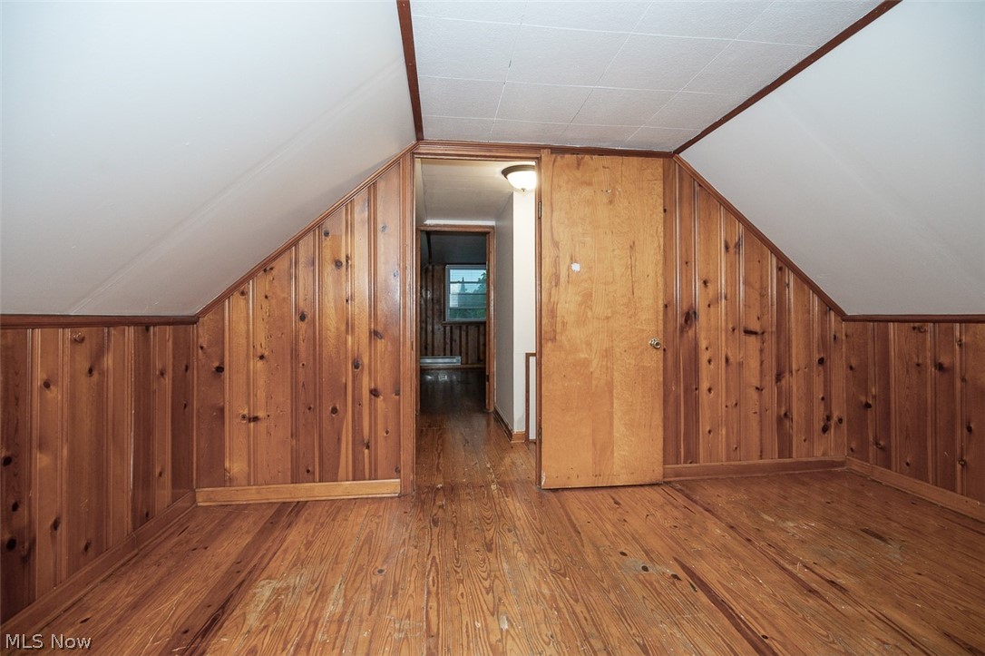 660 E 260th Street Euclid OH 44111