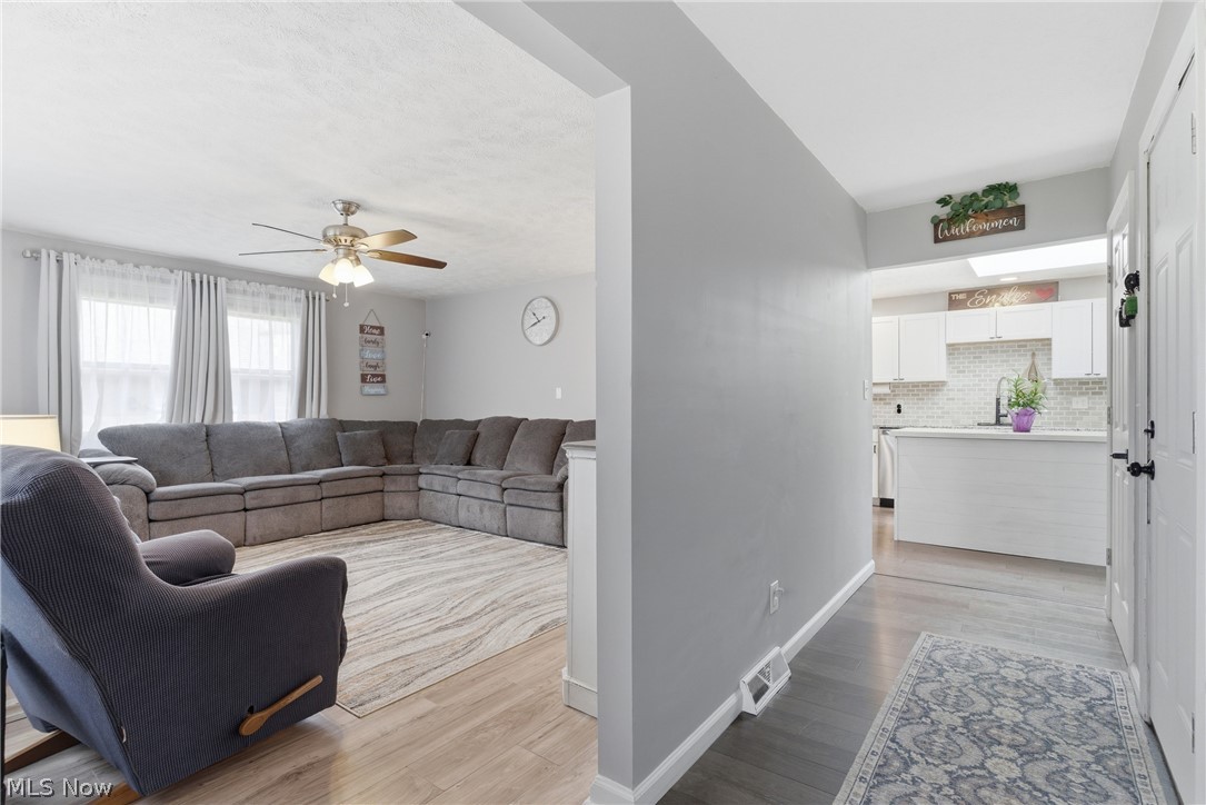 14580 Whitney Road Strongsville OH 44136