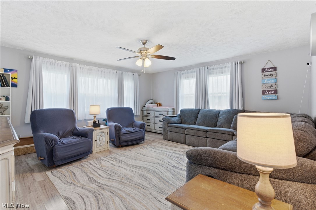 14580 Whitney Road Strongsville OH 44136